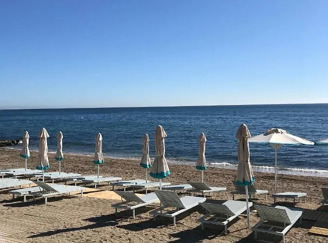 Apartamento Skol 927a - Beachfront Luxury Penthouse