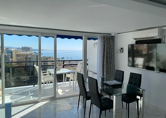 Skol 927a - Beachfront Luxury Penthouse 마르베야