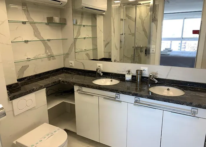 Skol 927a - Beachfront Luxury Penthouse Lejlighed *