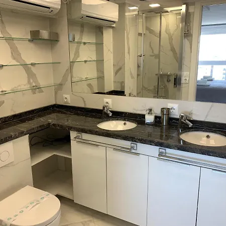 Skol 927a - Beachfront Luxury Penthouse Apartamento *