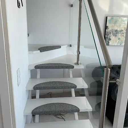 Daire Skol 927a - Beachfront Luxury Penthouse