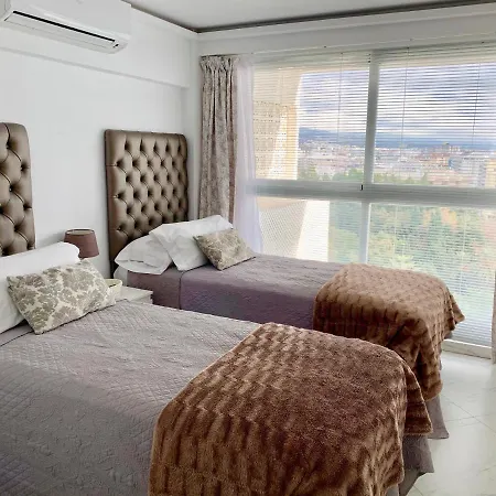 Skol 927a - Beachfront Luxury Penthouse